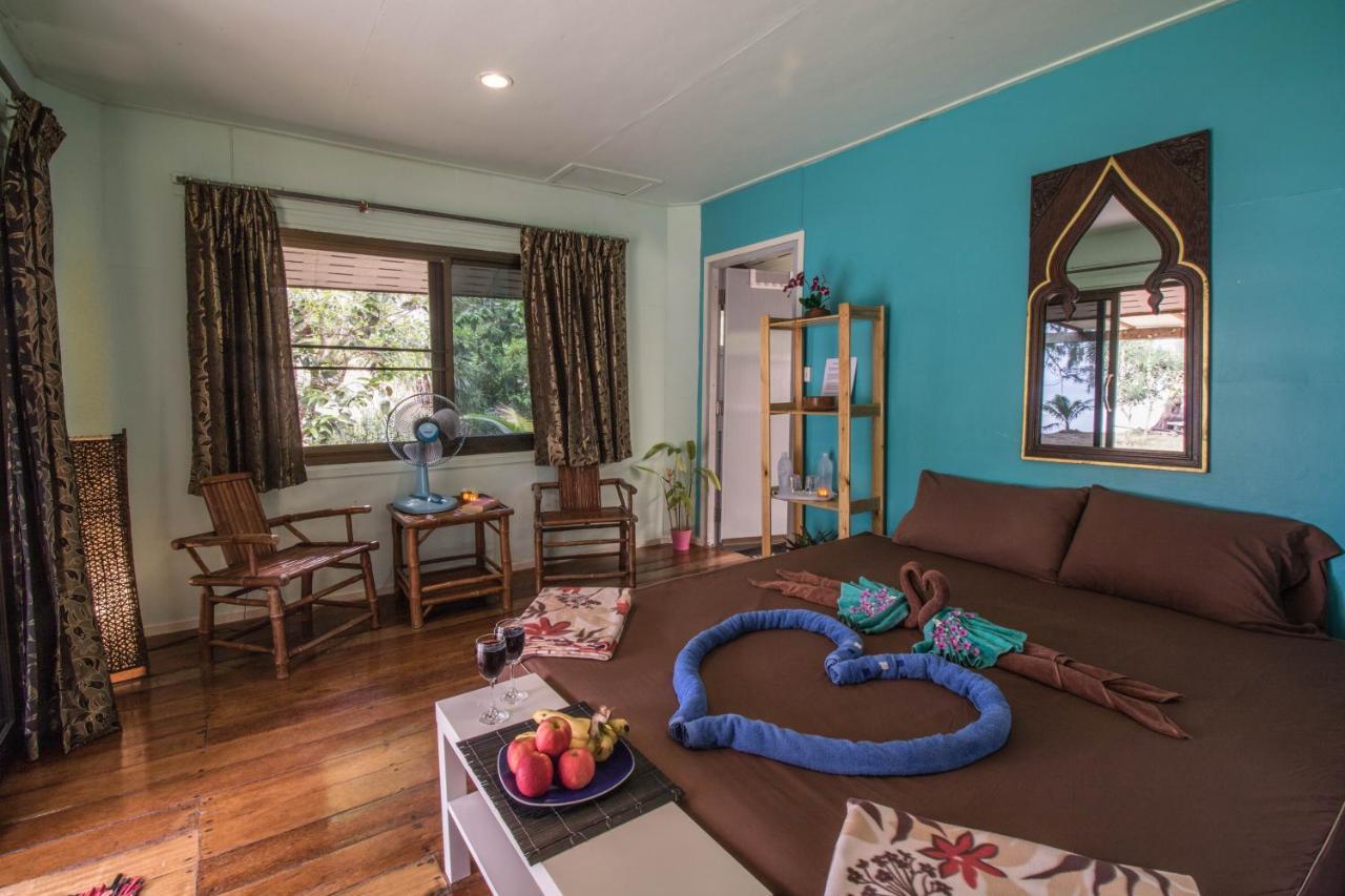 Phayam Friends Otel Koh Phayam Dış mekan fotoğraf